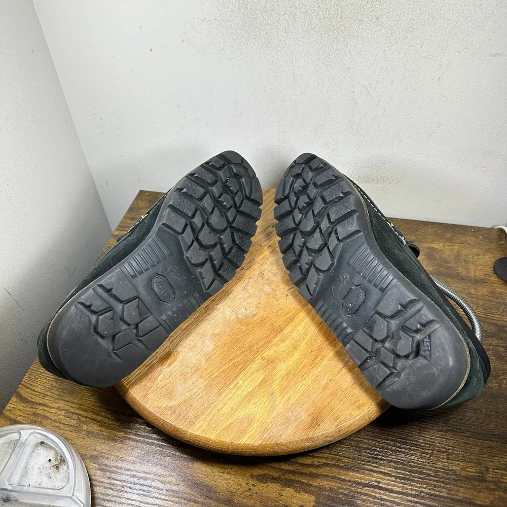 Salvatore Ferragamo Mens Black Suede Gancini Bit Lug Sole Loafers UR43731 11 EE